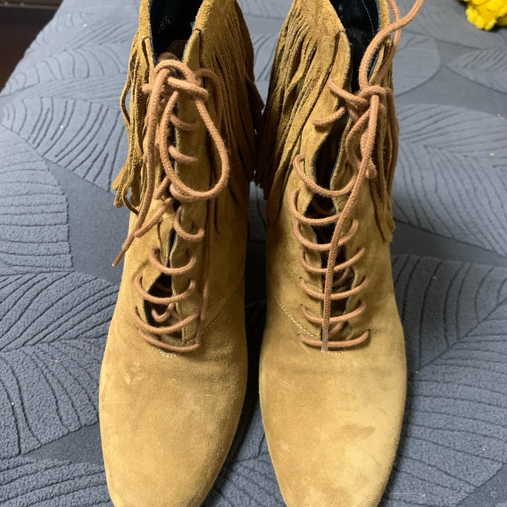 Saint Laurent Tan Lace Up Boots Suede